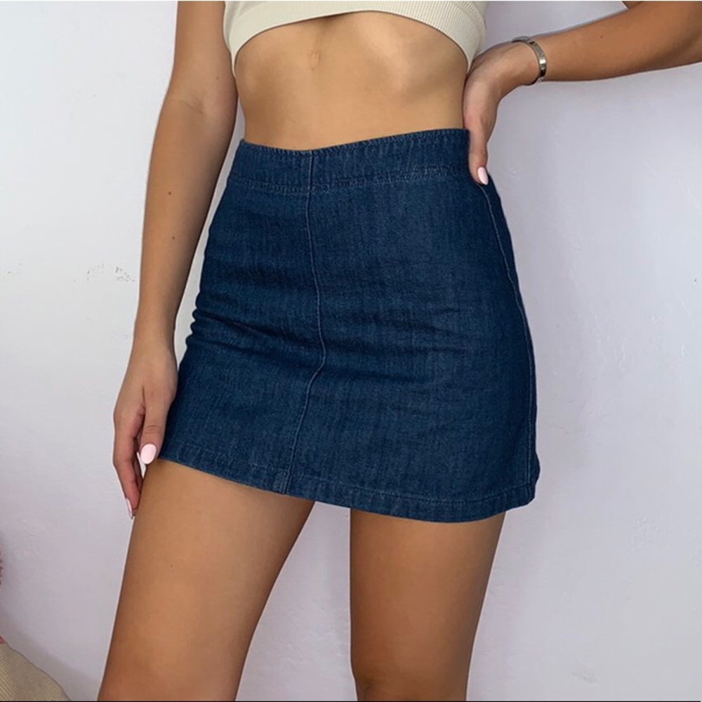 Brandy Melville Denim Skirt!